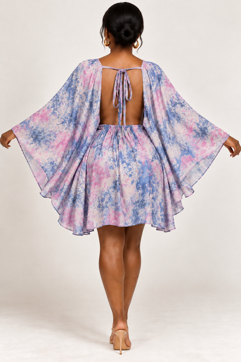 Amara | Robe dos nu 85€