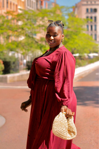 AMARA – Rouge profond curvy